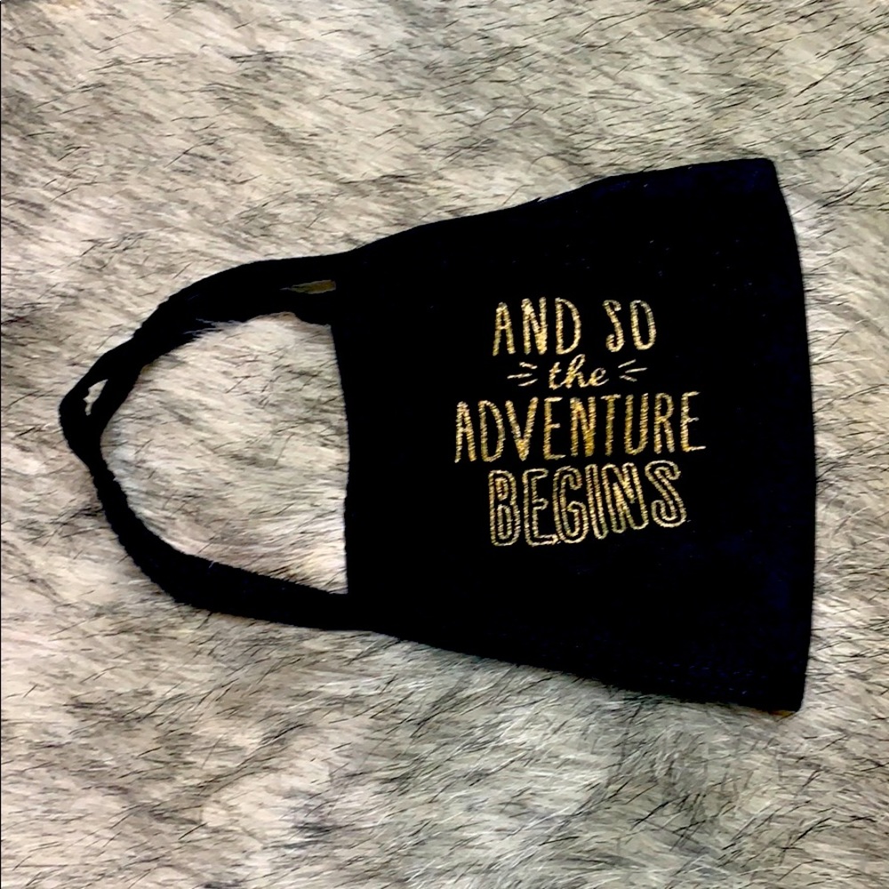 And So The Adventure Mask w/ Filter Pocket Kit